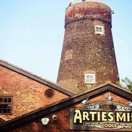 Arties Mill Hotel Brigg Exterior photo